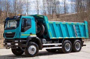 IVECO TRAKKER самосвал 6х4, 2014 г.в.