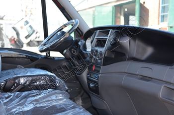 Iveco Daily 70C15 бортовой с КМУ, 2015 г. в.